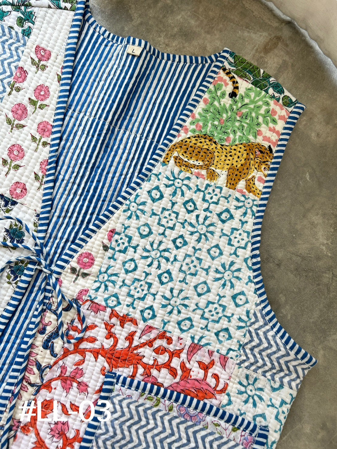 เสื้อกั๊ก ( Patchwork) Tata vest #ขาว LL-03