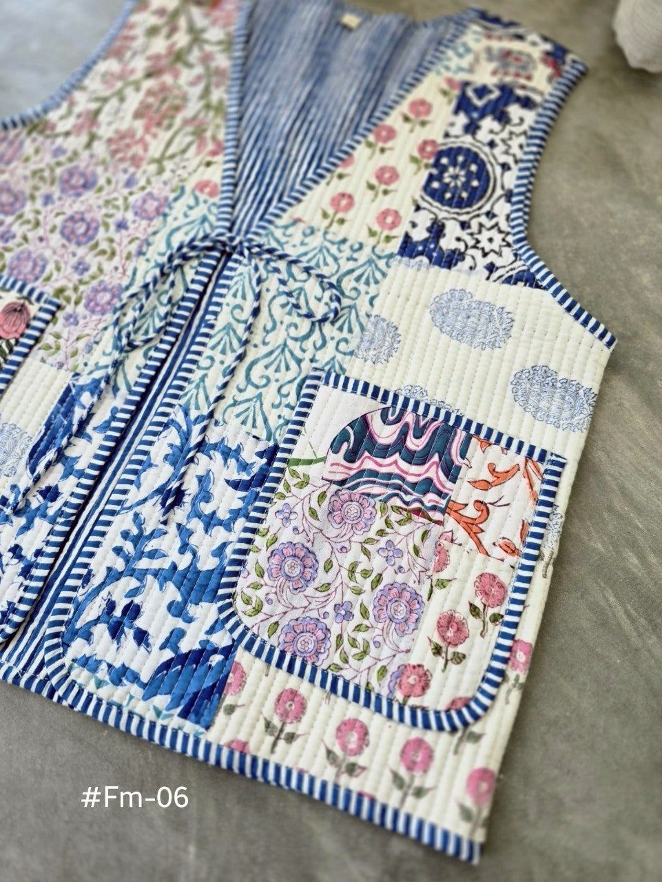 เสื้อกั๊ก ( Patchwork) Tata vest #ขาว Fm-06