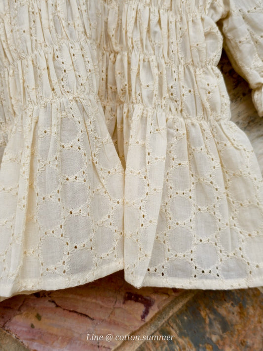 Anong -#06-ครีมลูกไม้ฉลุ