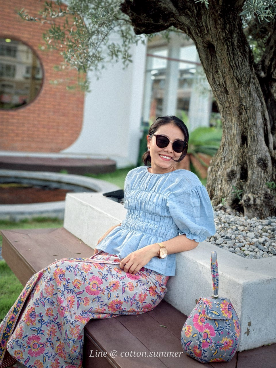 ผ้าถุงราศี -#39 White-gray