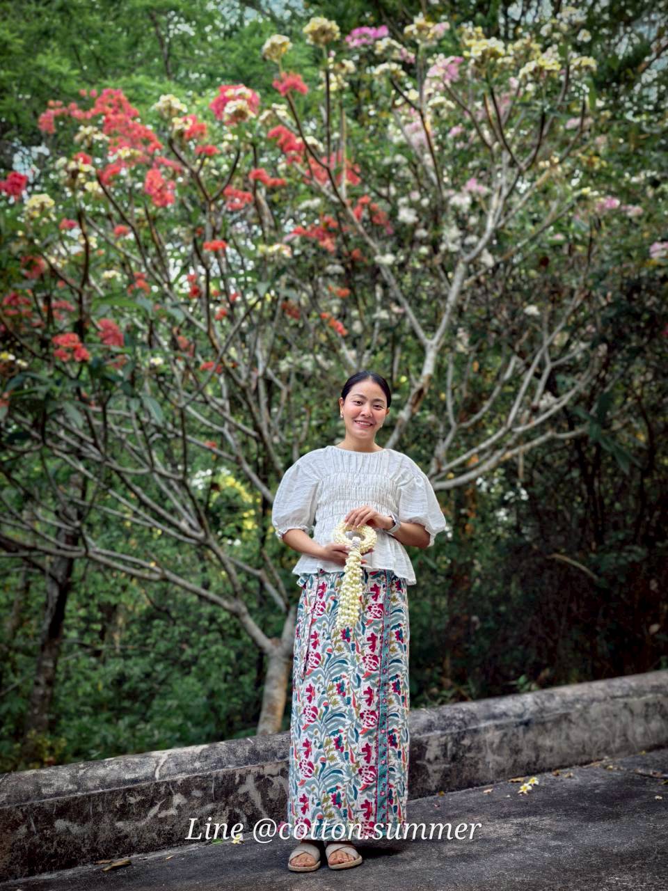 ผ้าถุงป้ายราศี (Rasee) #45 ขาว White forest