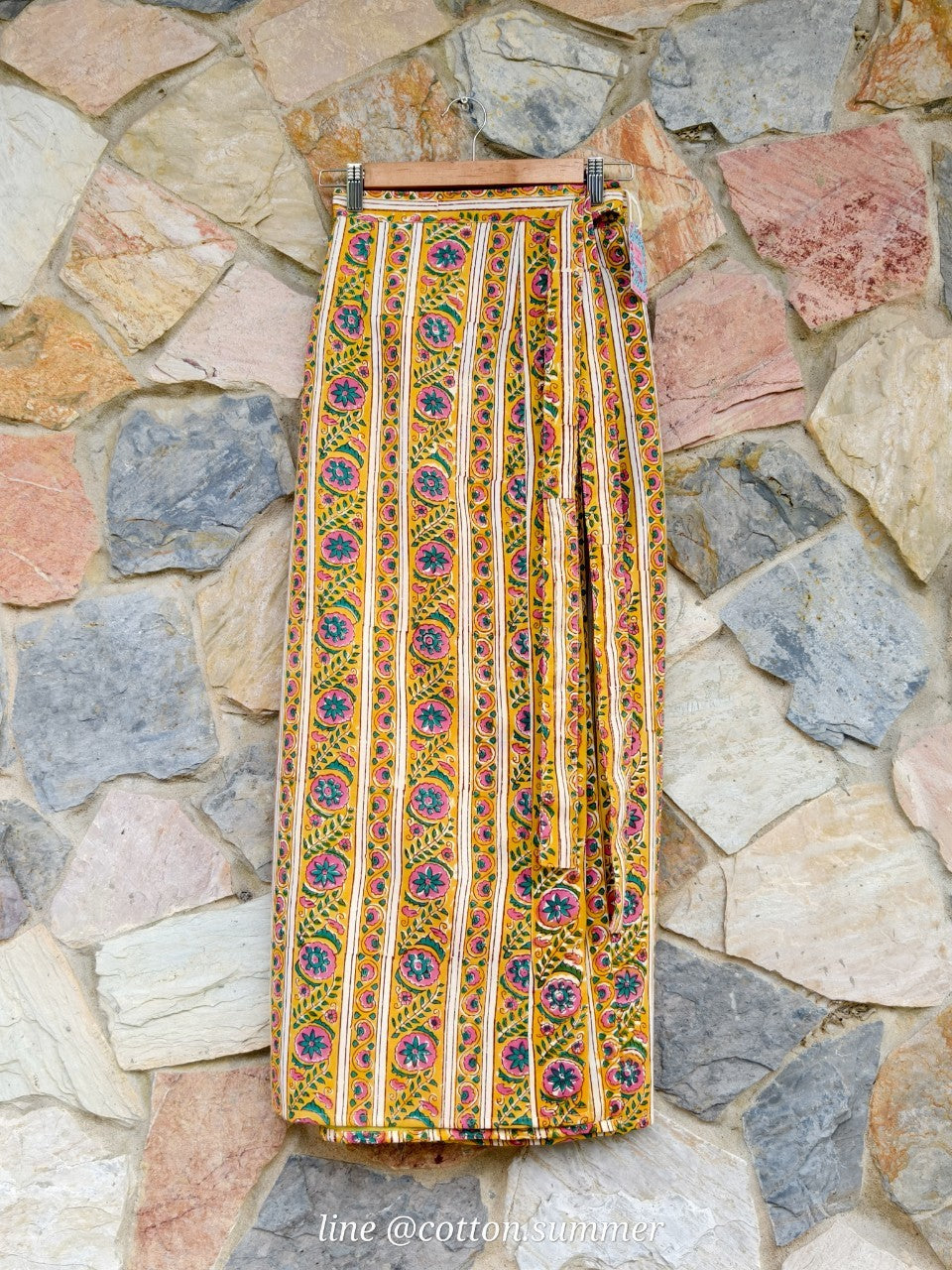 ผ้าถุงป้ายราศี (Rasee) #48 - เหลือง(เชิง)