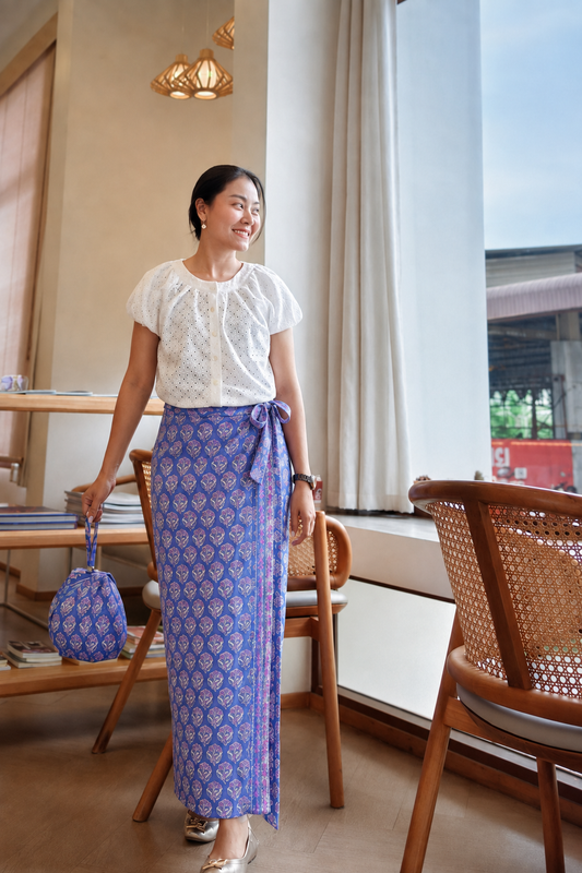 ผ้าถุงป้ายราศี (Rasee) #81-ดอกม่วงเล็ก