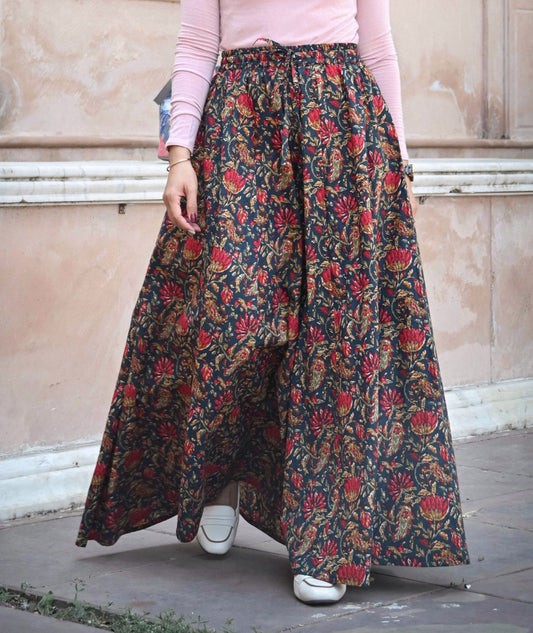 กางเกงชีวา (Cheeva)  #01 ดอกแดงก่ำ-พื้นกรมเข้ม