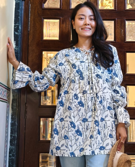 มินิเดรส โอลิเวีย (minidress Olivia) #01 ขาวดอกน้ำเงิน