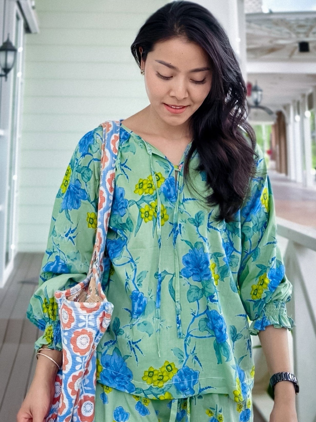 เสื้อแขนยาวคอผูกโบว์ริกะ (Rika) #04 สีเขียว