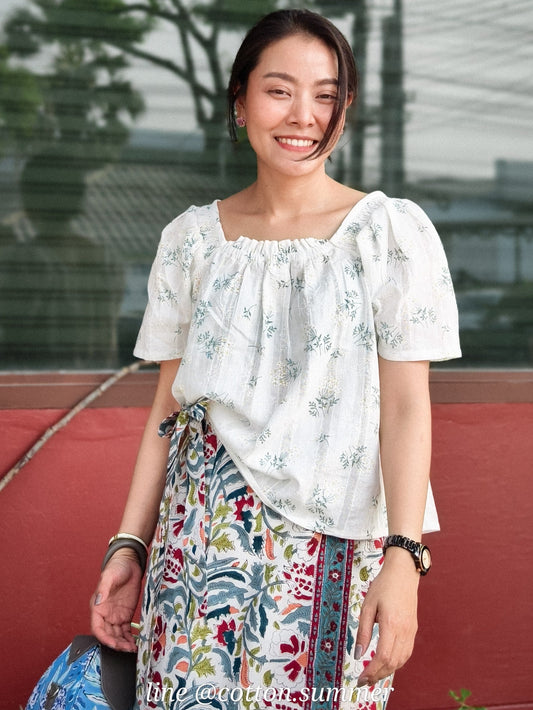 เสื้อคอเหลี่ยม พุดตาน ( Phudtan) #01 ขาว