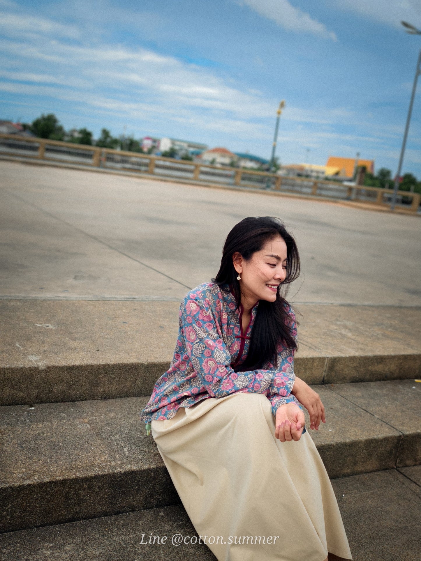 กระโปรงซิปหน้ามีกระดุมโมเน่ (Monet) # 04 brown
