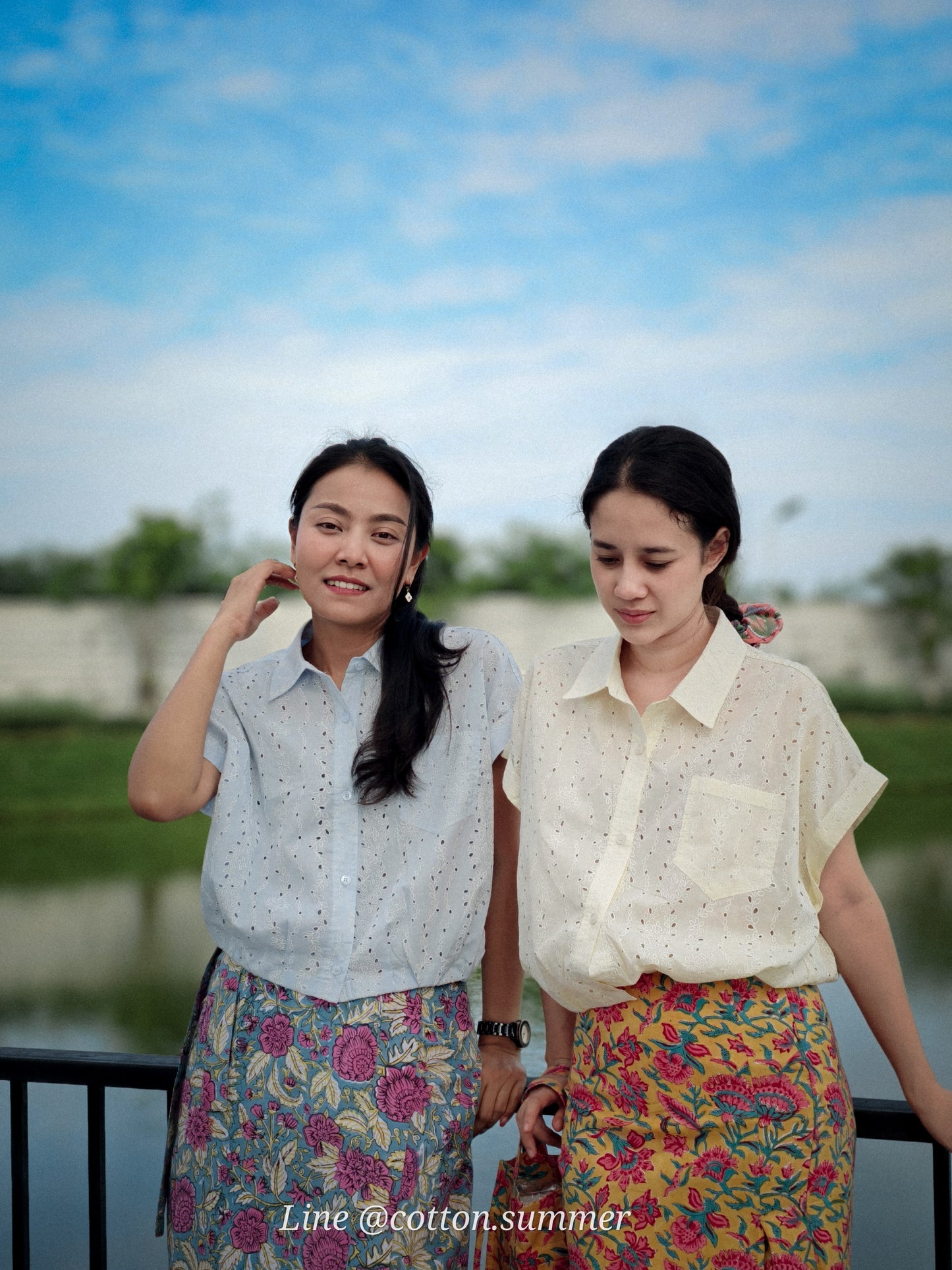 เสื้อเชิ้ตครอปแขนล้ำ มะตูม(Ma-Toom) #02 ครีม