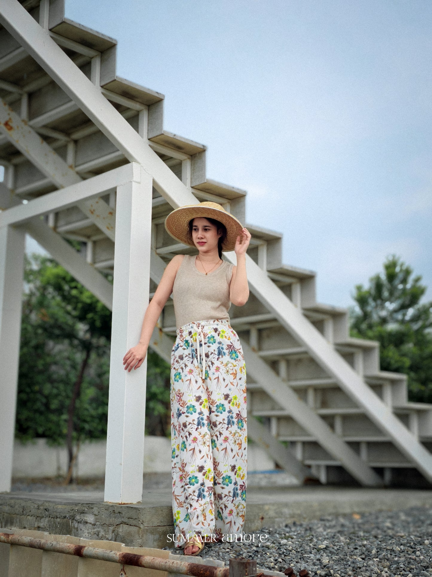 กางเกงเมษา (Mesa pants) #26-ขาว Meadow Glow