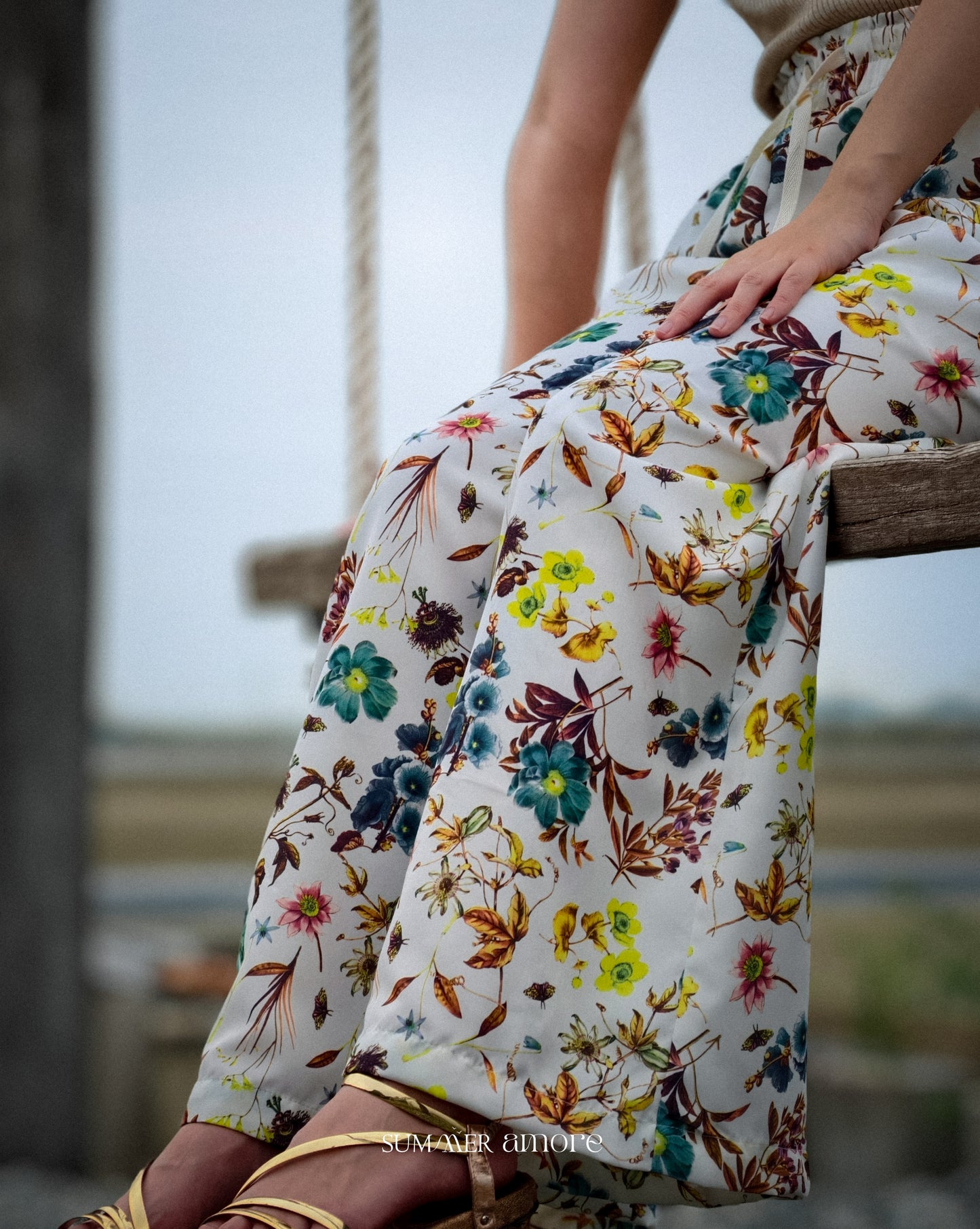 กางเกงเมษา (Mesa pants) #26-ขาว Meadow Glow