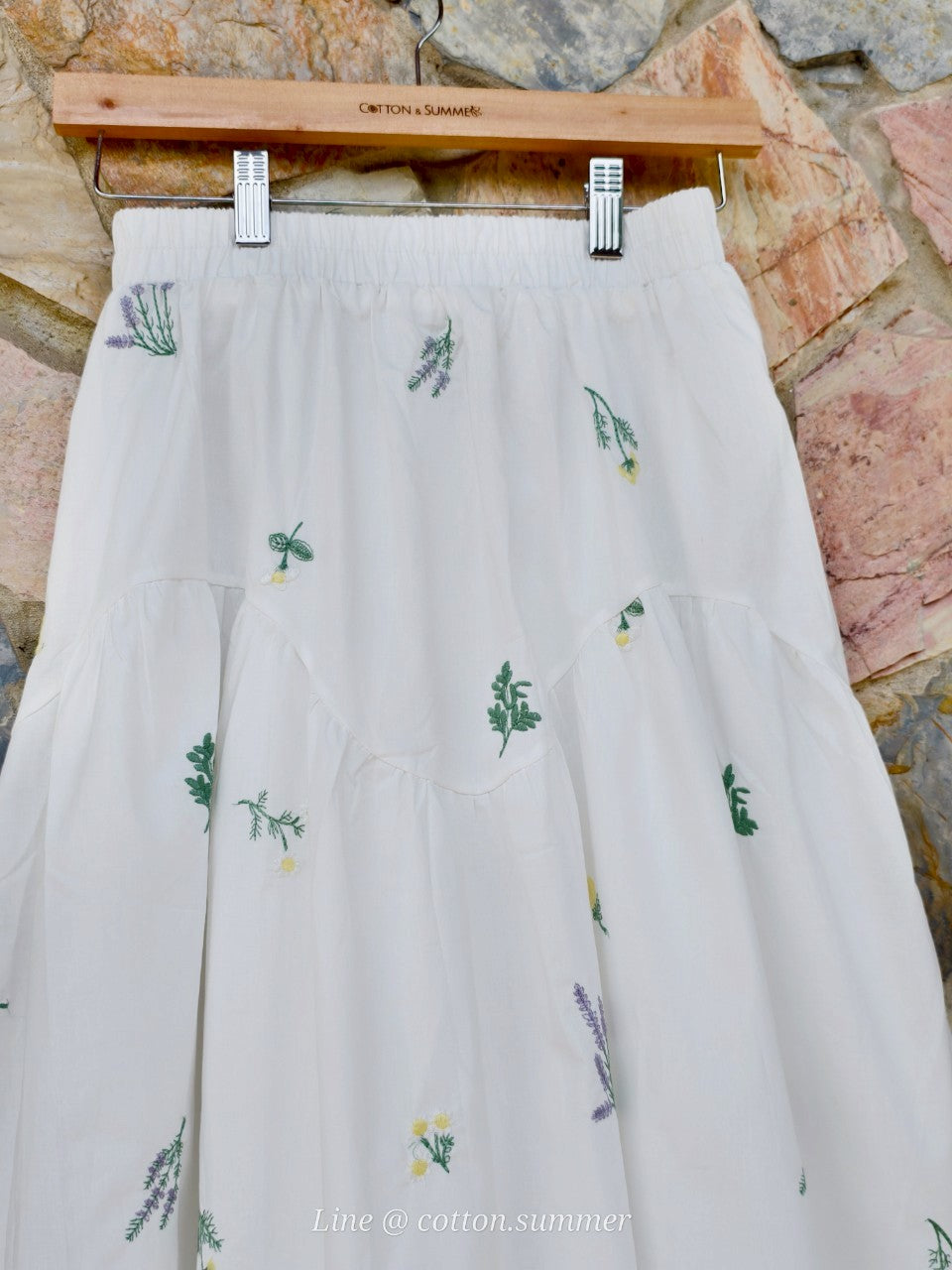 Skirt-ขาวปักดอก
