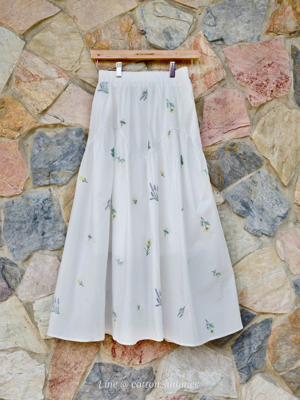 Skirt-ขาวปักดอก