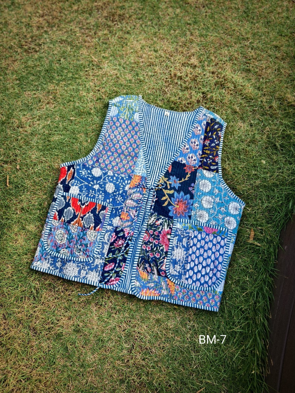 เสื้อกั๊ก ( Patchwork) Tata vest #น้ำเงิน BM-7