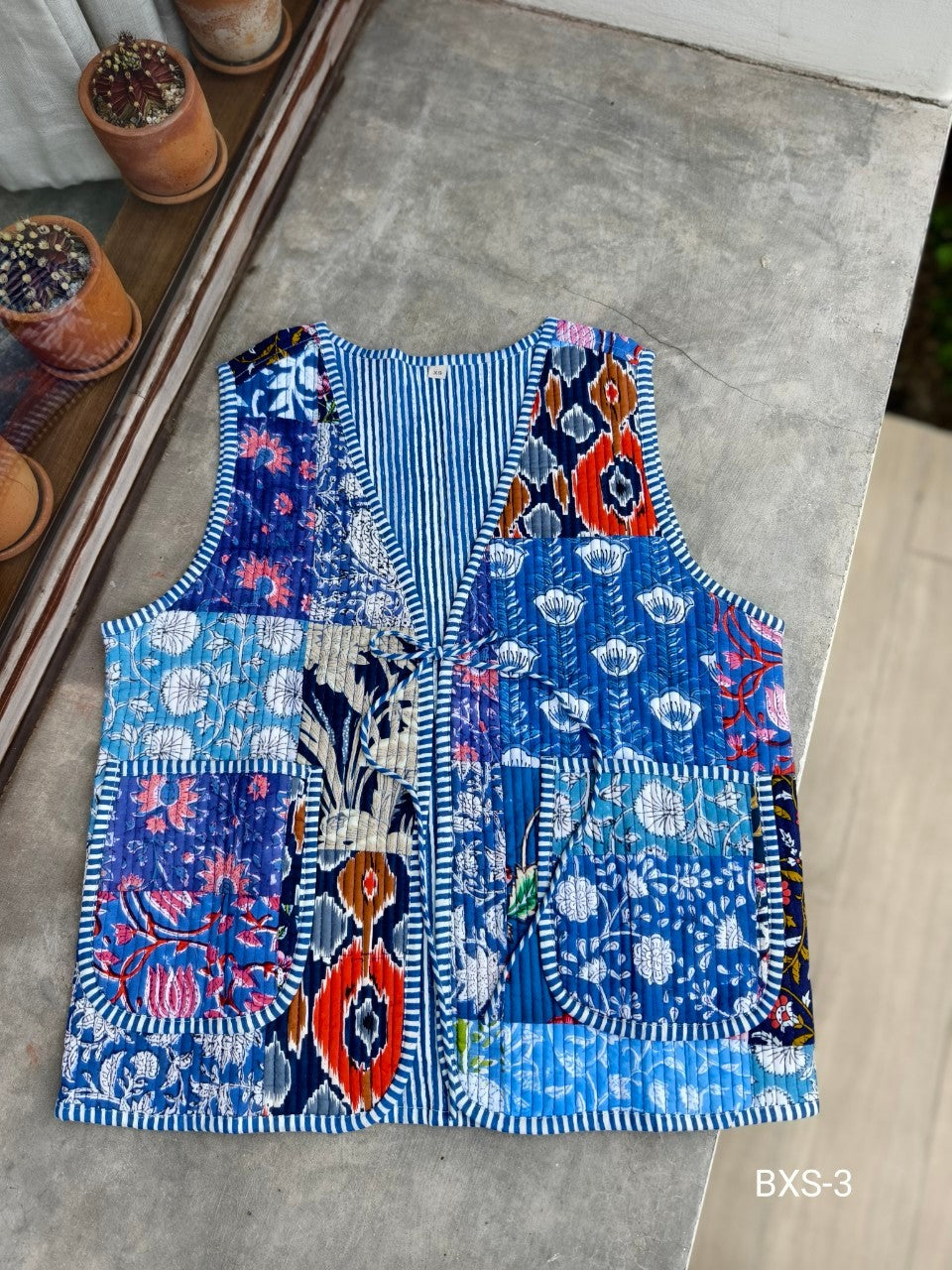 เสื้อกั๊ก ( Patchwork) Tata vest #น้ำเงิน BXS-3