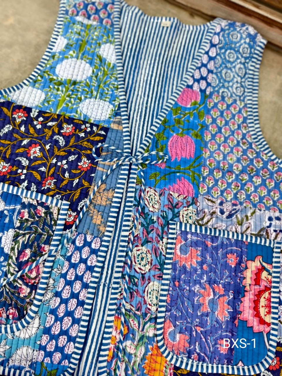 เสื้อกั๊ก ( Patchwork) Tata vest #น้ำเงิน BXS-1