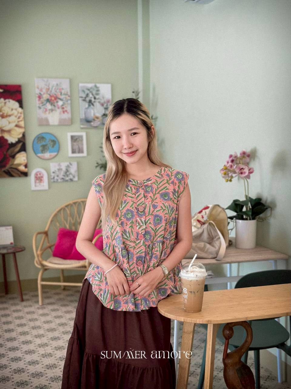 เสื้อแขนกุดชายระบายลันลา (Lulla)  #22-ชมพูตุ่น อัญชัน