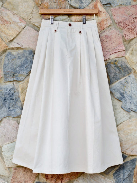 กระโปรงซิปหน้ามีกระดุมโมเน่ (Monet) # 02-Cream