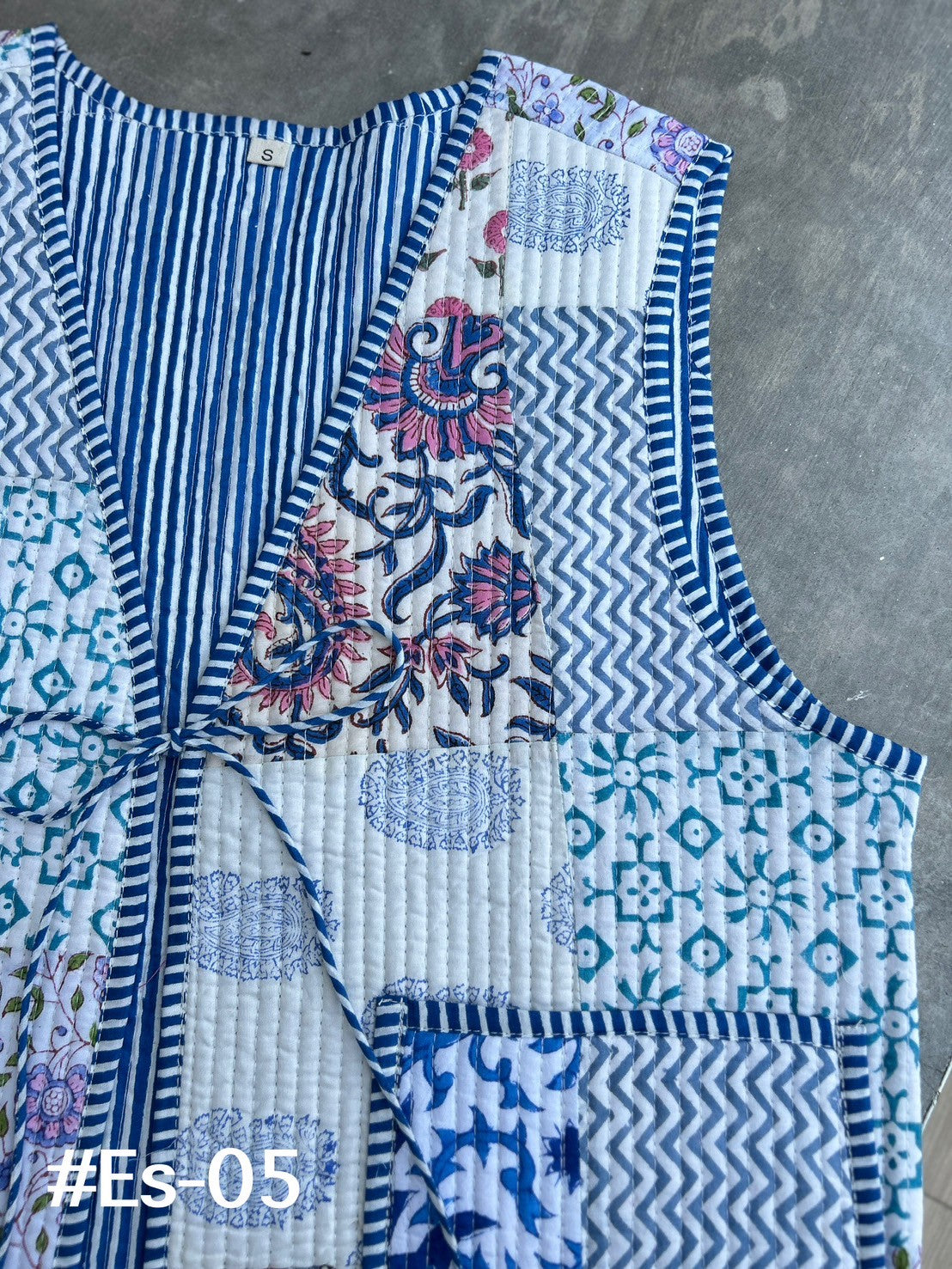 เสื้อกั๊ก ( Patchwork) Tata vest #ขาว Es-05