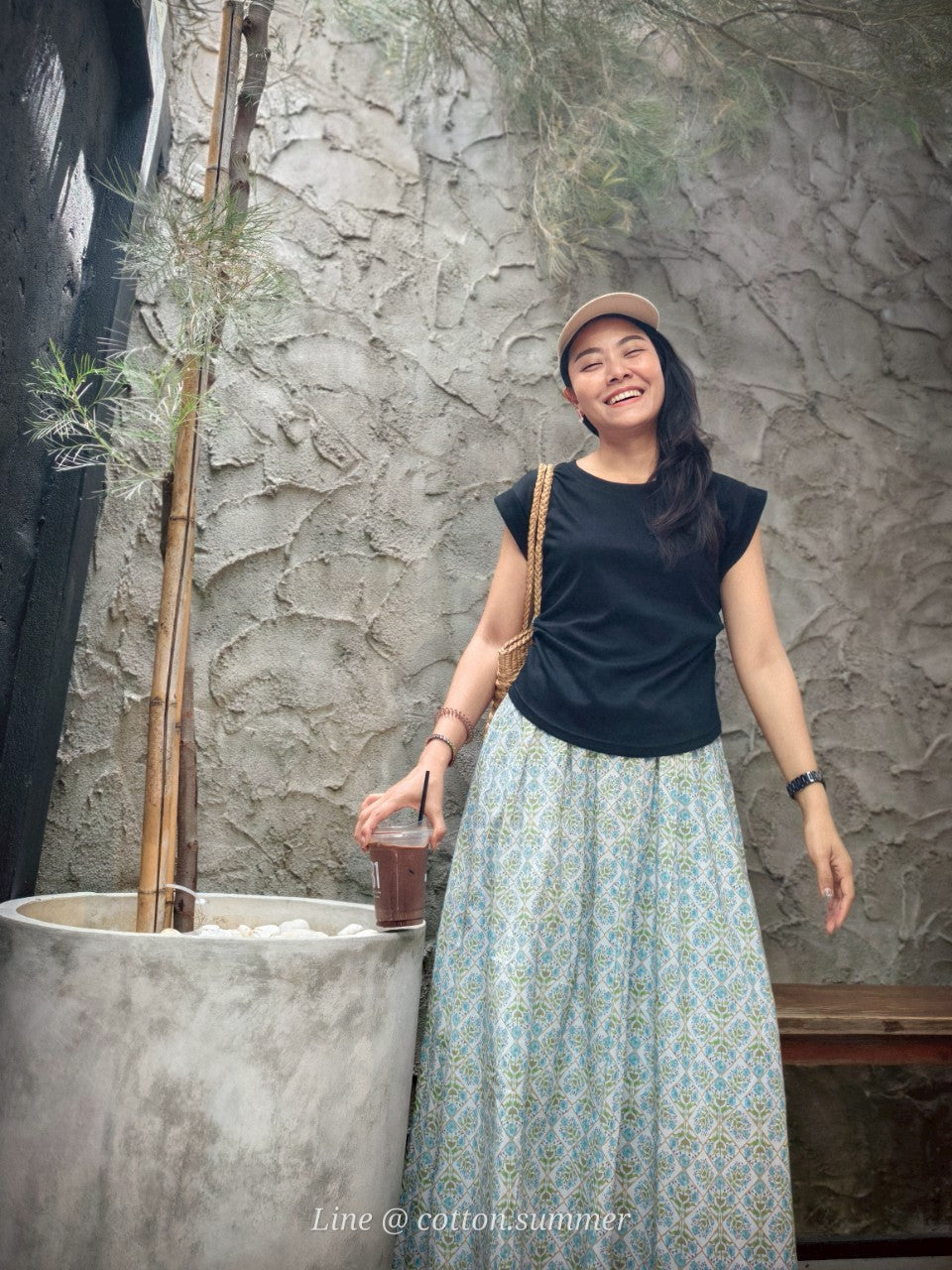 กระโปรงเอวยางยืดกลีบบัว (KleepBua) #01 ฟ้า