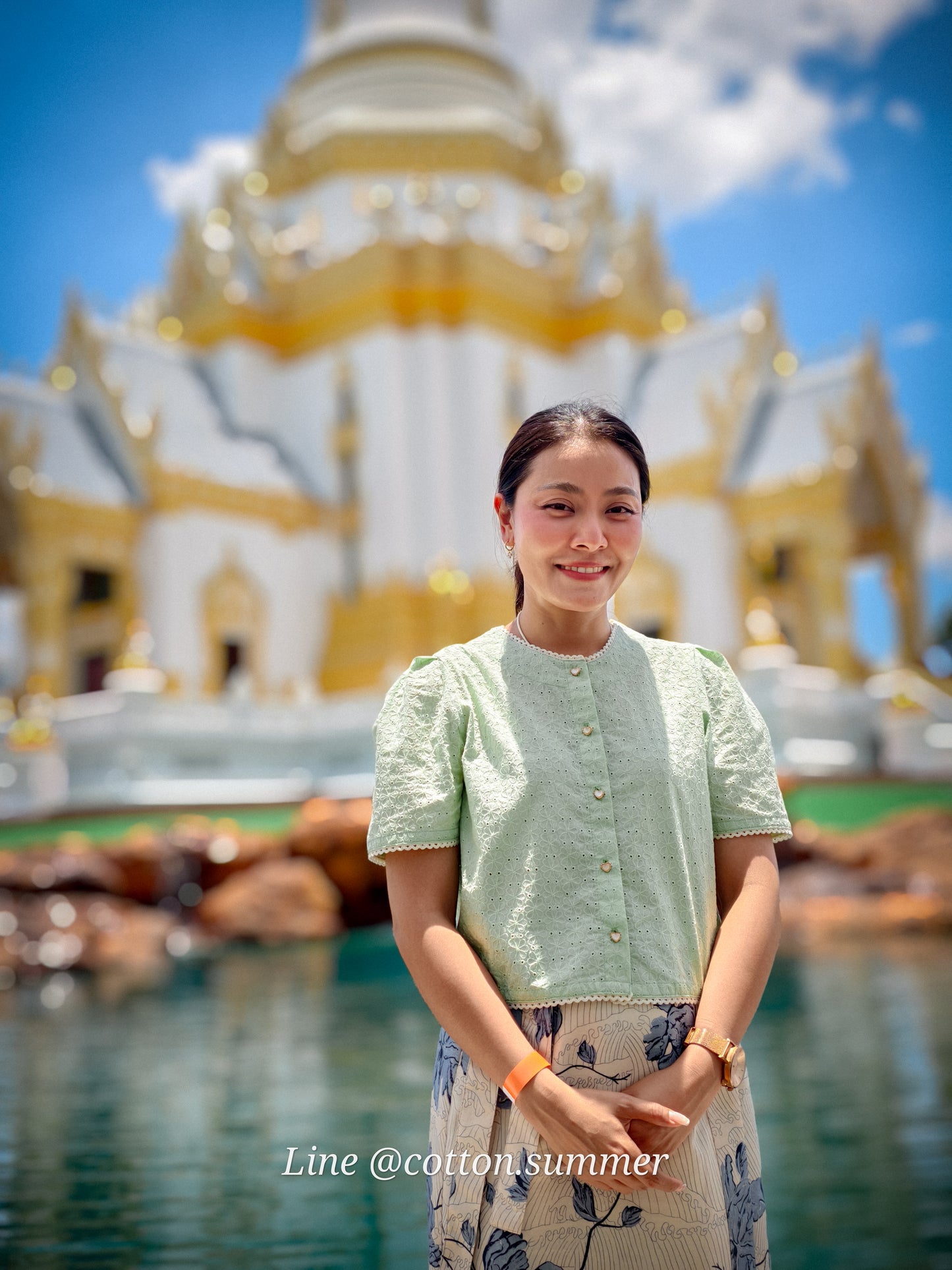 เสื้อคอกลมแขนสั้น นับทอง (Nubtong)  05-เขียว